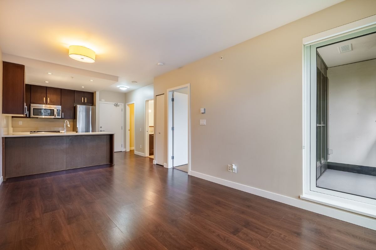 Room in Apartment for Rent - 1515 W 57th Ave, Vancouver, BC 2